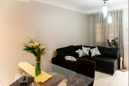 Sala de casa para alugar com 3 quartos, 110m² em Vila Regina, São Paulo