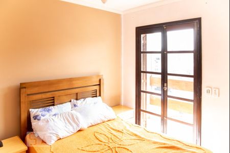 Suite de casa para alugar com 3 quartos, 110m² em Vila Regina, São Paulo