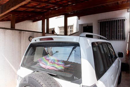 Garagem de casa para alugar com 3 quartos, 110m² em Vila Regina, São Paulo