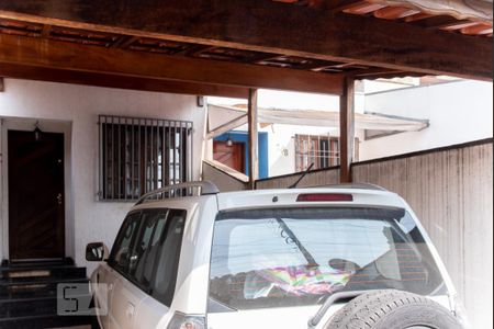 Garagem de casa para alugar com 3 quartos, 110m² em Vila Regina, São Paulo