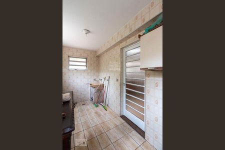 Casa à venda com 180m², 3 quartos e 3 vagasÁrea de Serviço