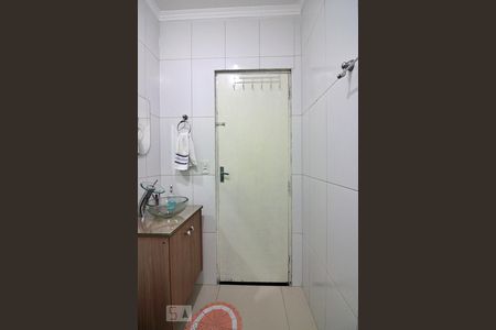 Casa à venda com 112m², 3 quartos e 2 vagasBanheiro Social