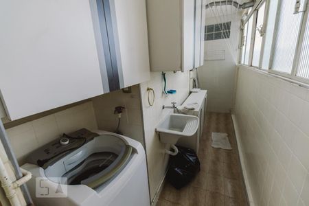 Apartamento à venda com 90m², 3 quartos e 1 vaga Apartamento à venda com 90m², 3 quartos e 1 vagaLavanderia