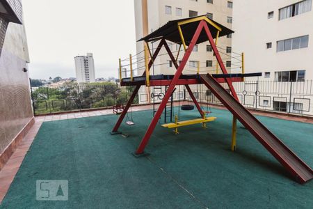 Apartamento à venda com 90m², 3 quartos e 1 vaga Apartamento à venda com 90m², 3 quartos e 1 vagaPlayground