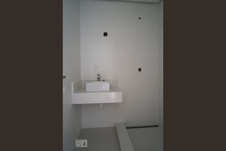 Apartamento à venda com 318m², 3 quartos e 4 vagasBanheiro da Suíte 2