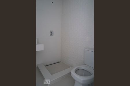 Apartamento à venda com 318m², 3 quartos e 4 vagasBanheiro da Suíte 1