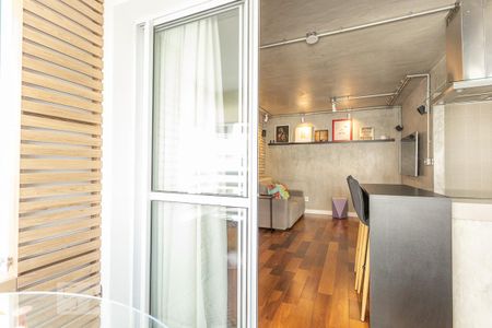 Varanda Sala de apartamento para alugar com 2 quartos, 65m² em Vila Anglo Brasileira, São Paulo