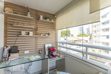 Varanda Sala de apartamento para alugar com 2 quartos, 65m² em Vila Anglo Brasileira, São Paulo