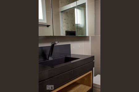 Apartamento para alugar com 80m², 3 quartos e 2 vagasBanheiro da Suíte
