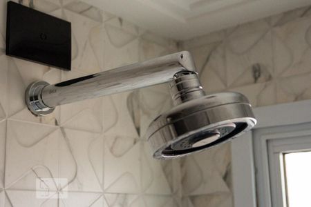 Apartamento para alugar com 80m², 3 quartos e 2 vagasDetalhe Banheiro Corredor