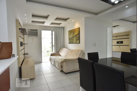 Sala de apartamento à venda com 3 quartos, 70m² em Recreio dos Bandeirantes, Rio de Janeiro