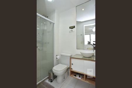 Apartamento à venda com 70m², 3 quartos e 2 vagasBanheiro da Suíte