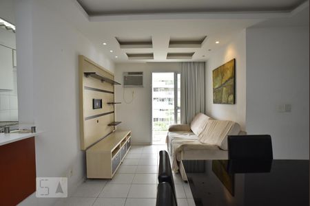 Sala de apartamento à venda com 3 quartos, 70m² em Recreio dos Bandeirantes, Rio de Janeiro