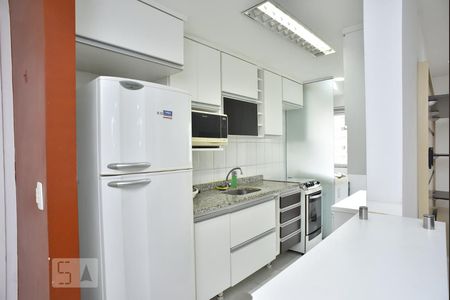 Apartamento à venda com 70m², 3 quartos e 2 vagasCozinha e Área de Serviço