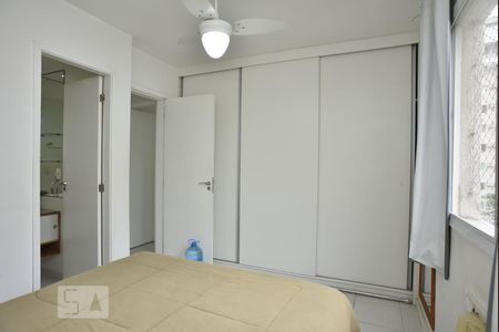 Apartamento à venda com 70m², 3 quartos e 2 vagasSuíte