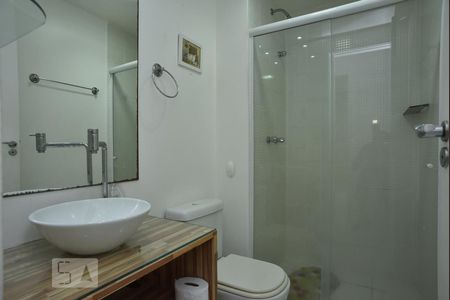 Apartamento à venda com 70m², 3 quartos e 2 vagasBanheiro Social