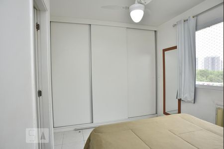 Apartamento à venda com 70m², 3 quartos e 2 vagasSuíte