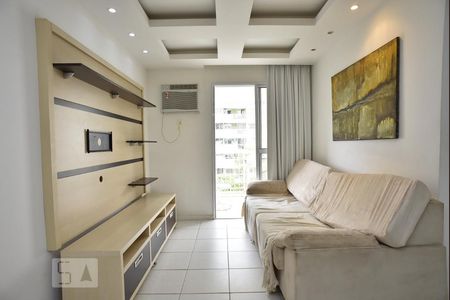 Sala de apartamento à venda com 3 quartos, 70m² em Recreio dos Bandeirantes, Rio de Janeiro