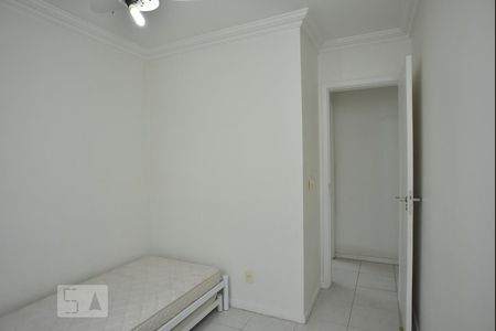 Apartamento à venda com 70m², 3 quartos e 2 vagasQuarto 3