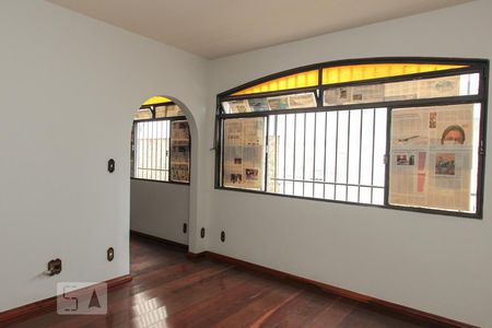 Sala de apartamento para alugar com 3 quartos, 85m² em Cidade Nova, Belo Horizonte