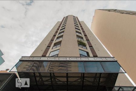 Studio à venda com 40m², 1 quarto e 1 vaga Studio à venda com 40m², 1 quarto e 1 vagaFachada