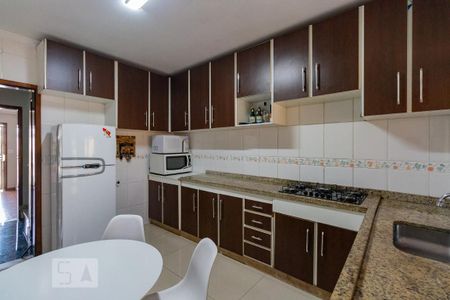 Casa à venda com 85m², 2 quartos e 2 vagasCozinha