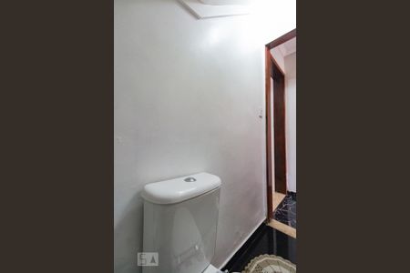 Casa à venda com 85m², 2 quartos e 2 vagasBanheiro