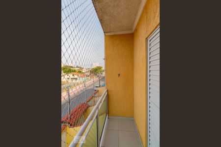 Casa à venda com 85m², 2 quartos e 2 vagasSacada suite 1