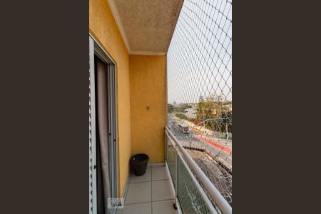Casa à venda com 85m², 2 quartos e 2 vagasSacada suite 1