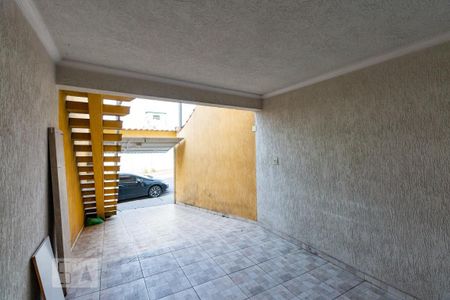 Casa à venda com 85m², 2 quartos e 2 vagasGaragem