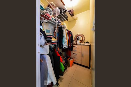 Casa para alugar com 165m², 4 quartos e 2 vagas Casa para alugar com 165m², 4 quartos e 2 vagasSuíte 4