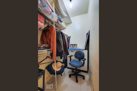 Casa para alugar com 165m², 4 quartos e 2 vagas Casa para alugar com 165m², 4 quartos e 2 vagasSuíte 3