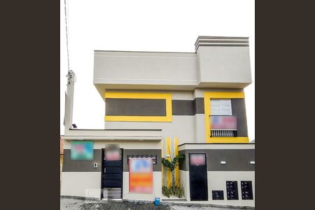 Casa de condomínio para alugar com 30m², 1 quarto e sem vaga Casa de condomínio para alugar com 30m², 1 quarto e sem vagaFachada