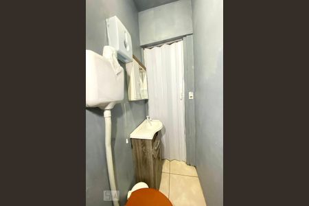 Casa à venda com 160m², 3 quartos e 1 vagaBanheiro