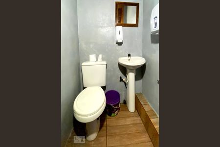 Casa à venda com 160m², 3 quartos e 1 vagaBanheiro