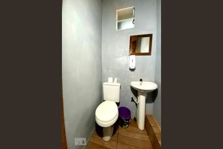 Casa à venda com 160m², 3 quartos e 1 vagaBanheiro