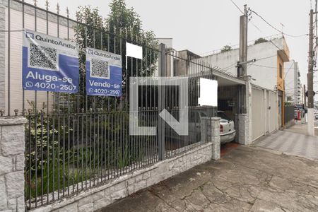 Casa à venda com 90m², 2 quartos e 2 vagasFachada 