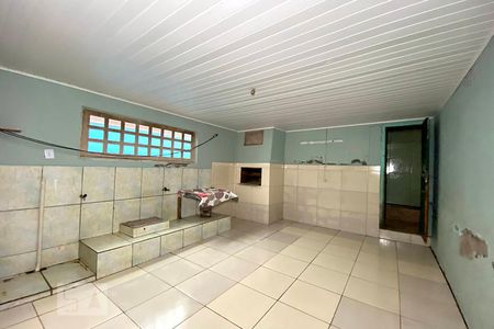 Casa à venda com 160m², 3 quartos e 2 vagasGaragem e churrasqueira