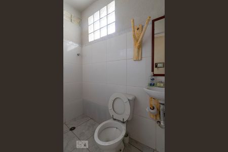 Casa à venda com 300m², 5 quartos e 1 vagaBanheiro