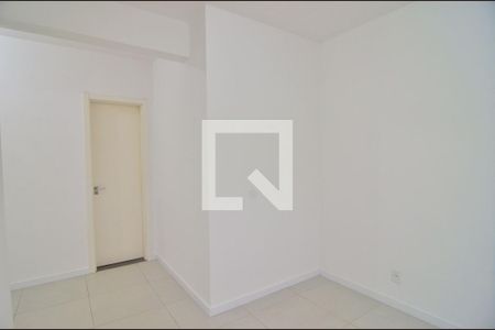 Apartamento para alugar com 75m², 2 quartos e 1 vagaSuíte
