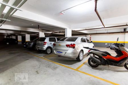 Apartamento à venda com 70m², 2 quartos e 1 vaga Apartamento à venda com 70m², 2 quartos e 1 vagaGaragem