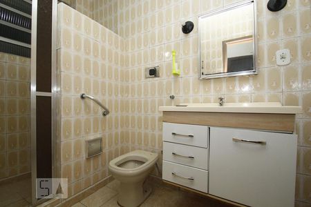 Banheiro de apartamento para alugar com 1 quarto, 31m² em Centro, Rio de Janeiro