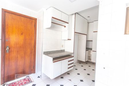 Apartamento à venda com 245m², 4 quartos e 4 vagasÁrea de serviço