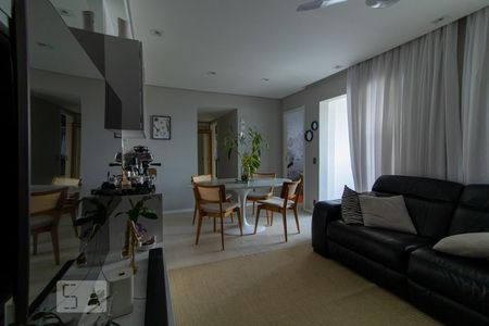 Sala de apartamento à venda com 2 quartos, 77m² em Tamboré, Barueri