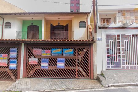 Casa à venda com 249m², 4 quartos e 2 vagasFachada