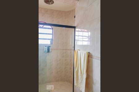 Casa à venda com 249m², 4 quartos e 2 vagasBanheiro da Suíte