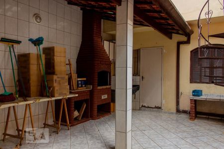 Casa à venda com 249m², 4 quartos e 2 vagasQuintal e Área de Serviço