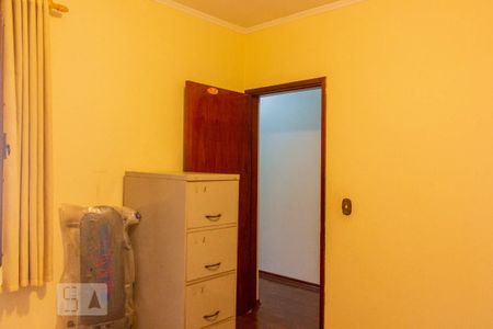 Casa à venda com 249m², 4 quartos e 2 vagasQuarto 2