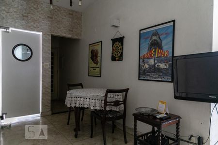 Sala de apartamento para alugar com 2 quartos, 74m² em Boqueirão, Santos