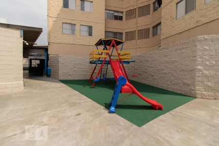 Apartamento à venda com 70m², 2 quartos e 1 vaga Apartamento à venda com 70m², 2 quartos e 1 vagaÁrea Comum - Playground